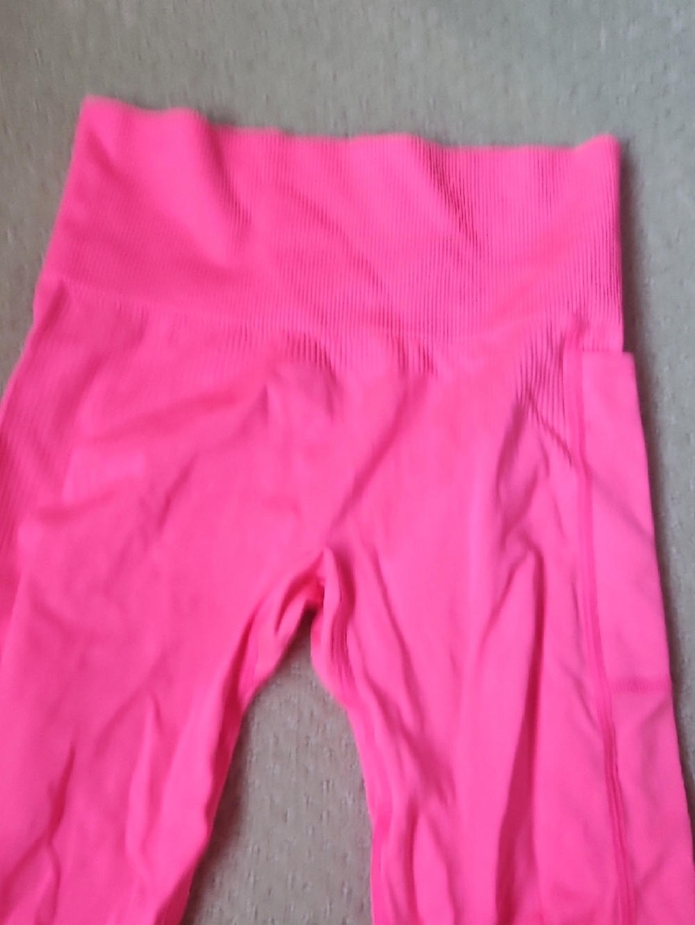 PINK Victoria's Secret Neon Hot Pink Leggings - Picture 5 of 15